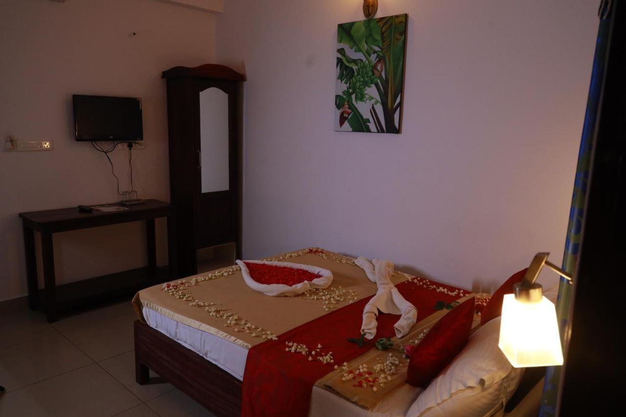 Bed and Breakfast Periyar Woods Теккади Экстерьер фото