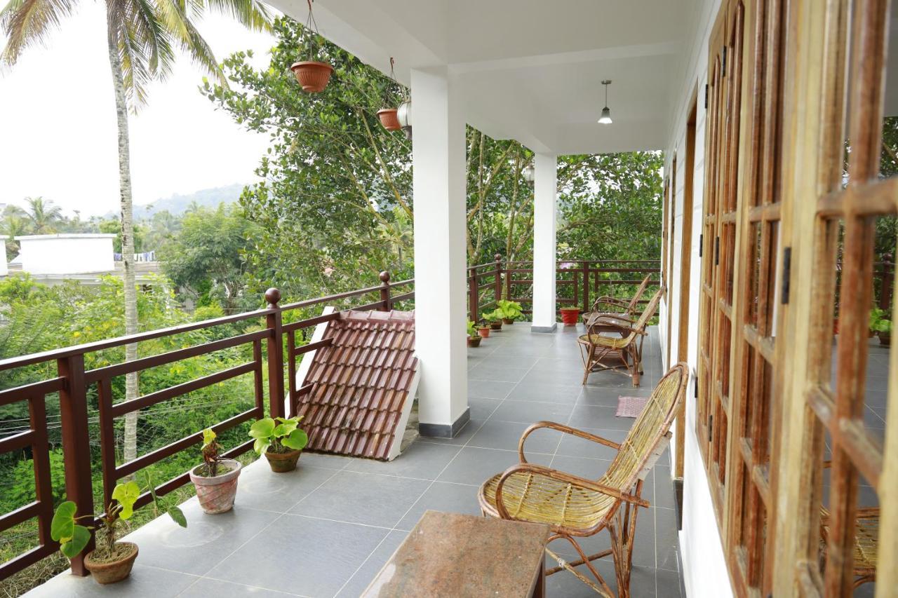 Bed and Breakfast Periyar Woods Теккади Экстерьер фото