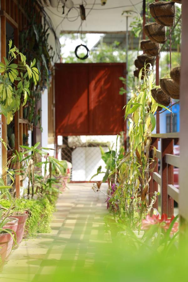 Bed and Breakfast Periyar Woods Теккади Экстерьер фото
